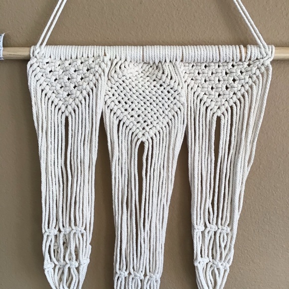 NWT Crochet Hanging Plant Pot Hanger (10 lb capacity for three small pots) - Picture 3 of 4